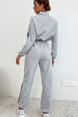 Contrast Quarter-Zip Cropped Sweatshirt and Joggers Set