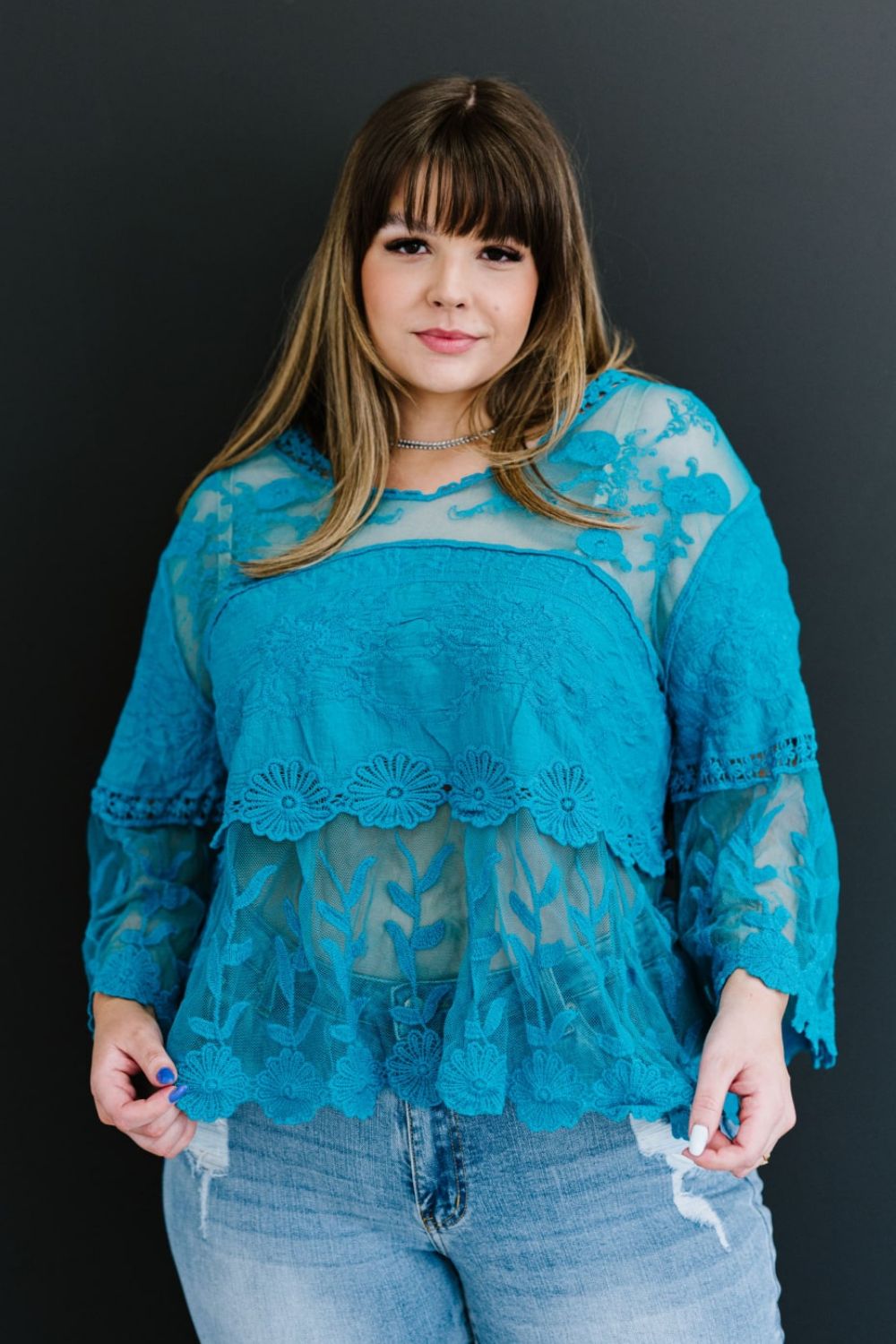 Davi &amp; Dani Lace Oasis Full Size Run Top